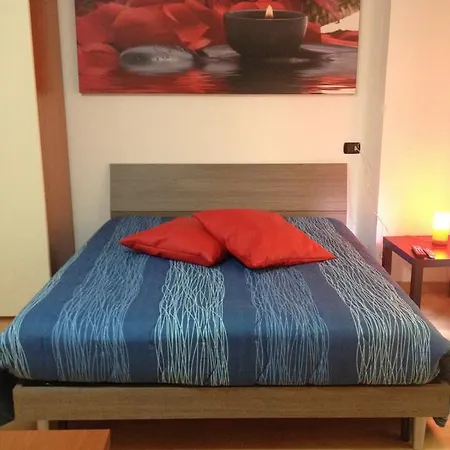 Apartment House Eden Rome
