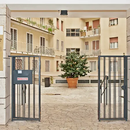 House Eden Rome