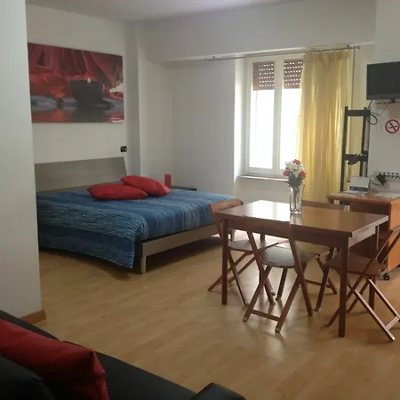 Apartment House Eden Rome